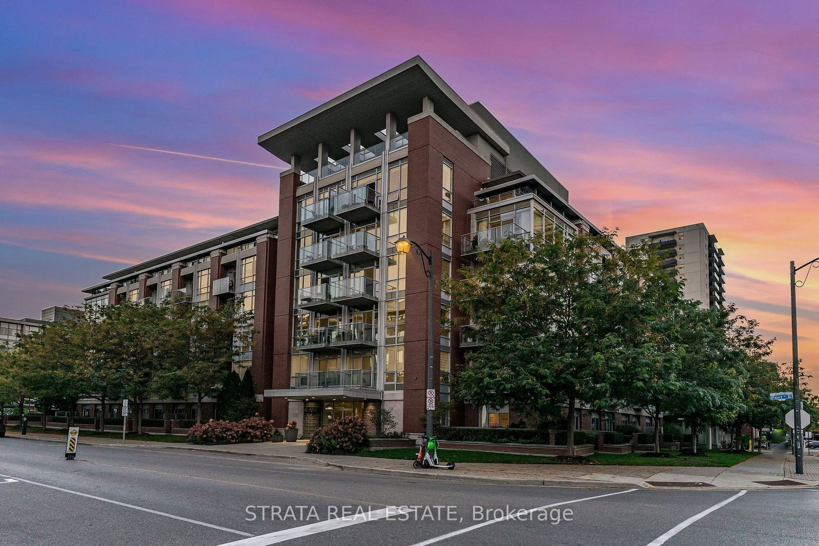 The Regatta II Condos, Mississauga, Toronto