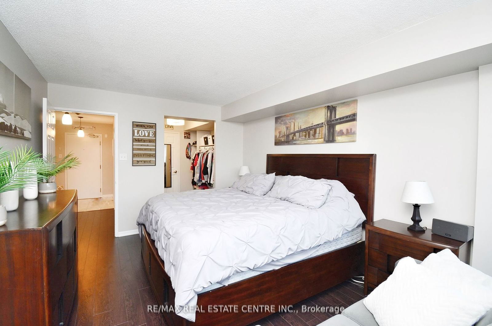 12 Laurelcrest St, unit 201 for rent