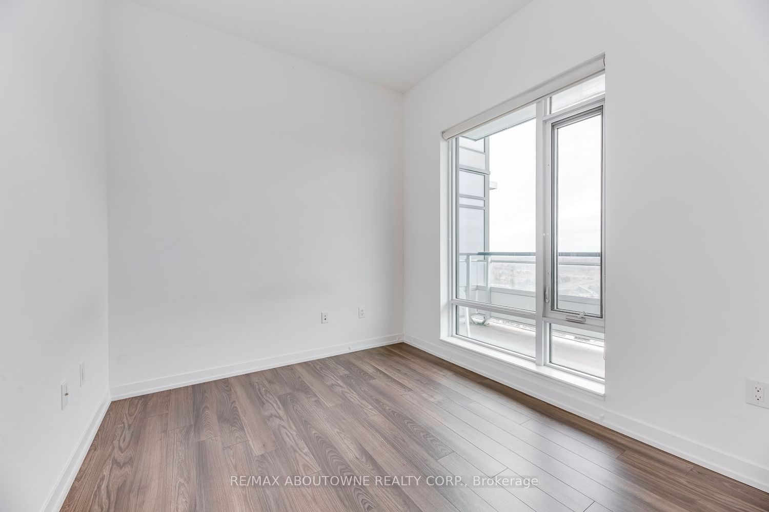 2560 Eglinton Ave W, unit 1605 for rent - image #30