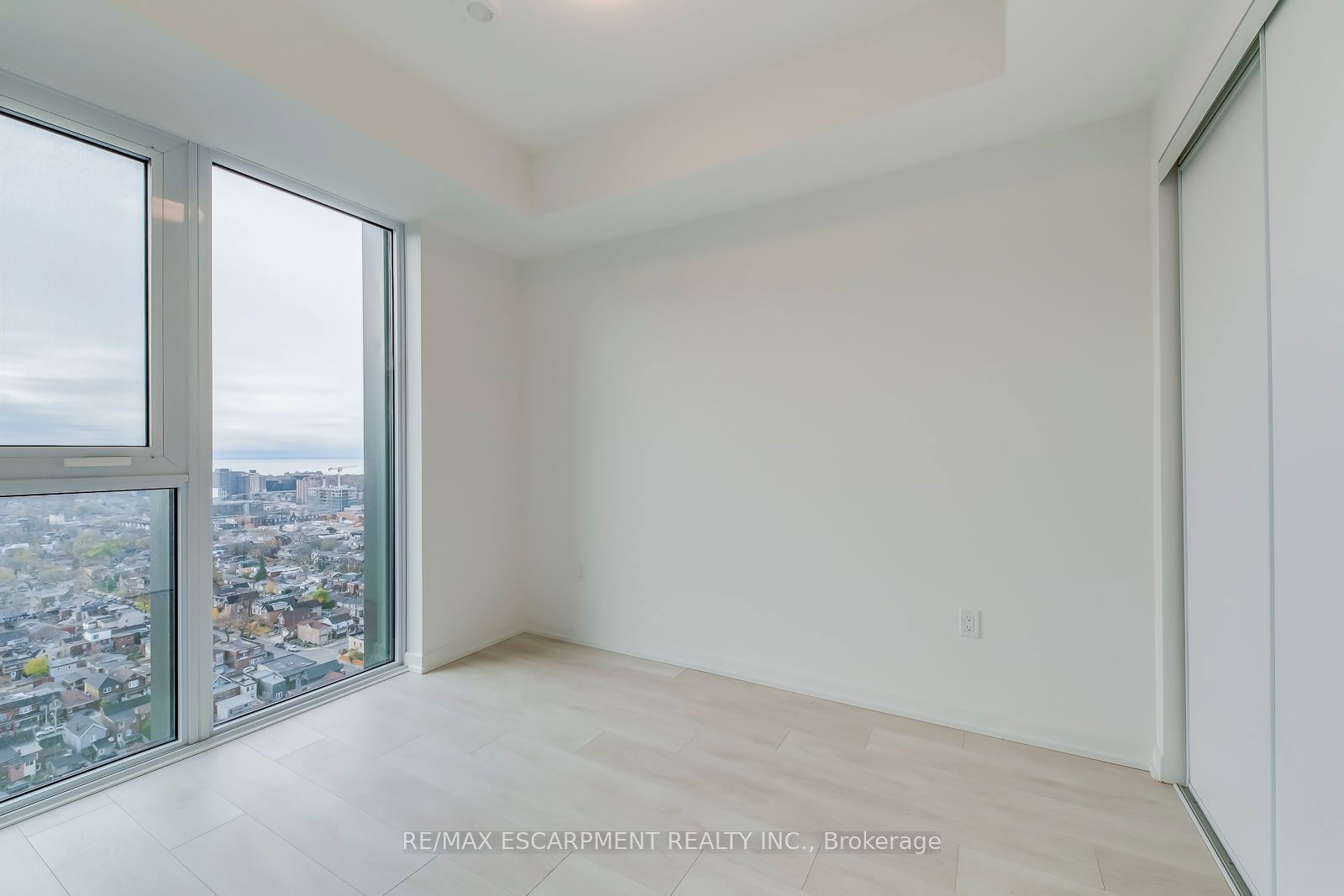 1285 Dupont St, unit 2501 for rent