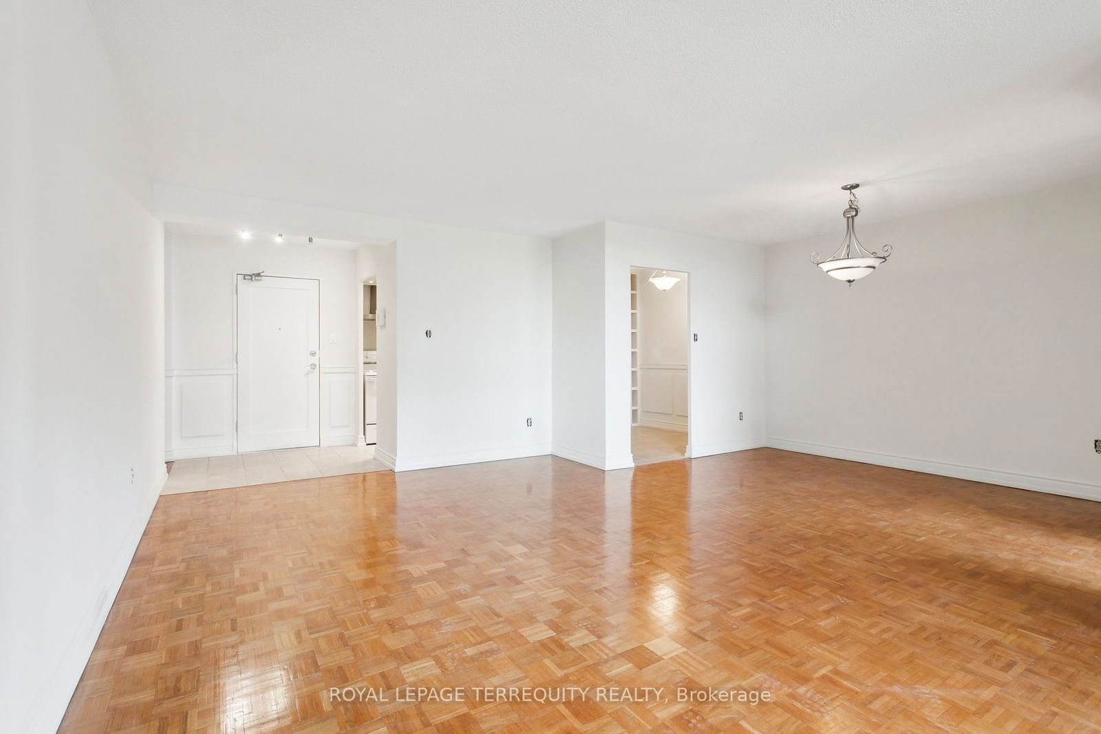 714 The West Mall, unit 909 for sale