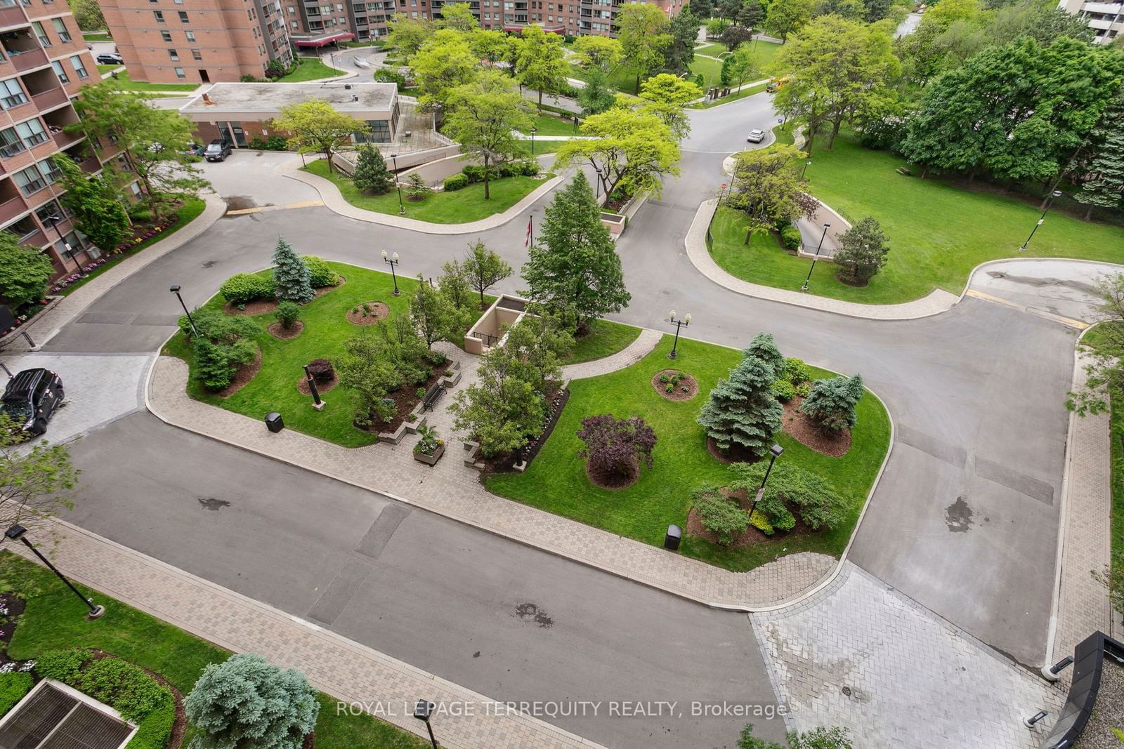 714 The West Mall, unit 909 for sale