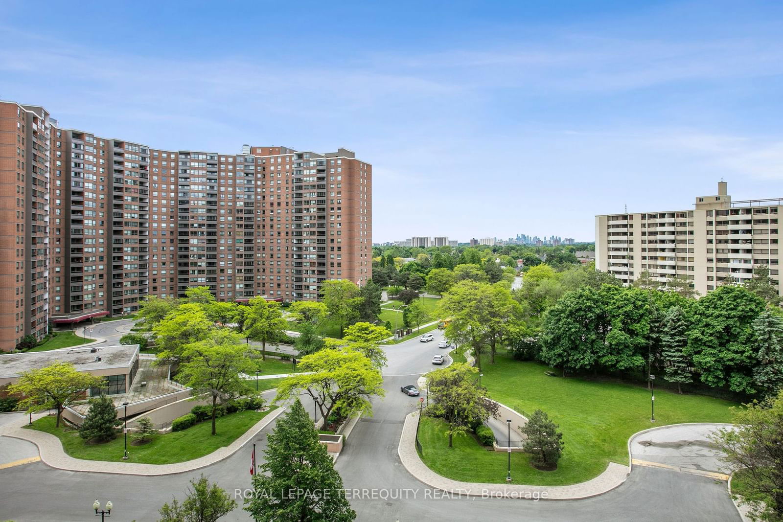 714 The West Mall, unit 909 for sale