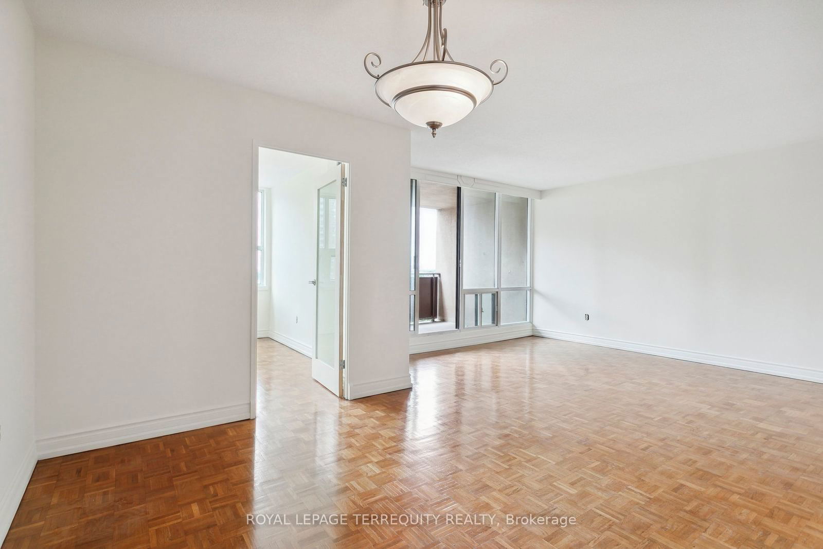 714 The West Mall, unit 909 for sale