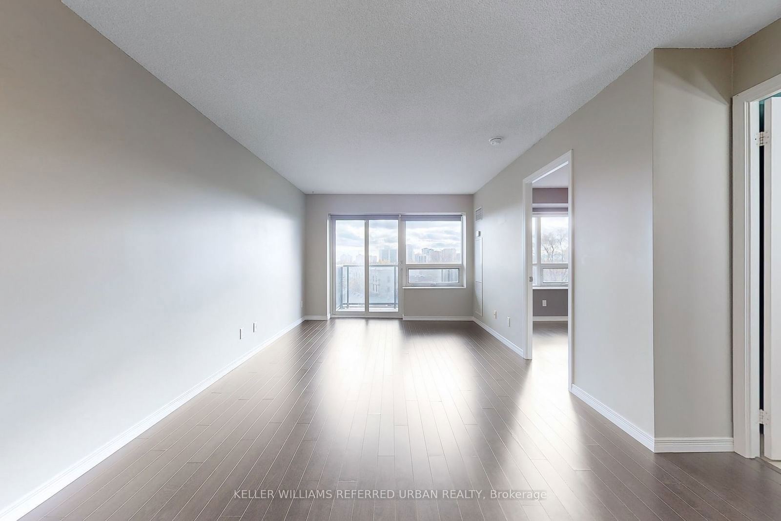 61 Heintzman St, unit 616 for rent