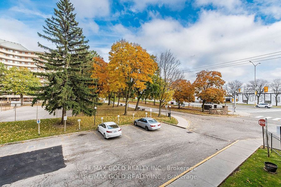 3555 Derry Rd E, unit 209 for sale