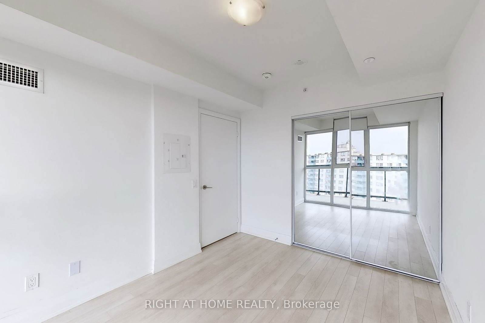 1461 Lawrence Ave W, unit 1303 for rent