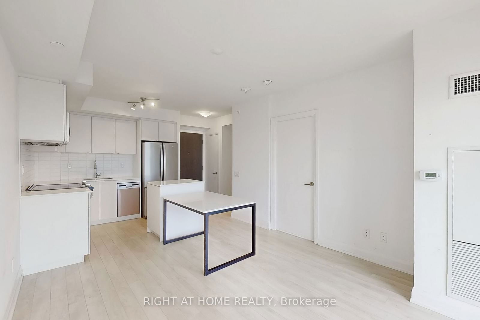 1461 Lawrence Ave W, unit 1303 for rent