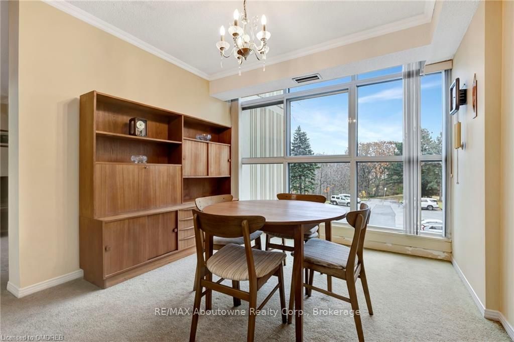 1359 WHITE OAKS Blvd, unit 202 for sale