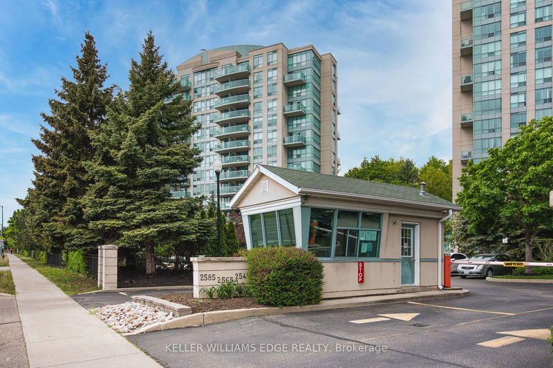 2585 Erin Centre Blvd, unit 802 for sale