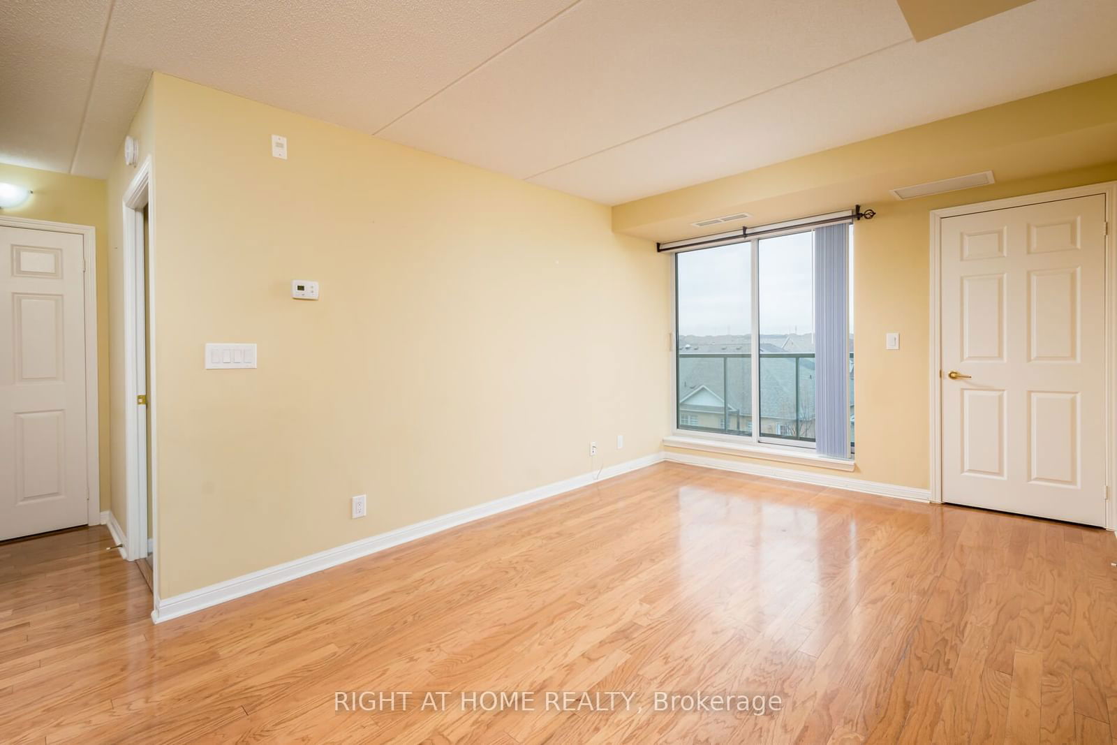 65 Via Rosedale, unit 303 for sale