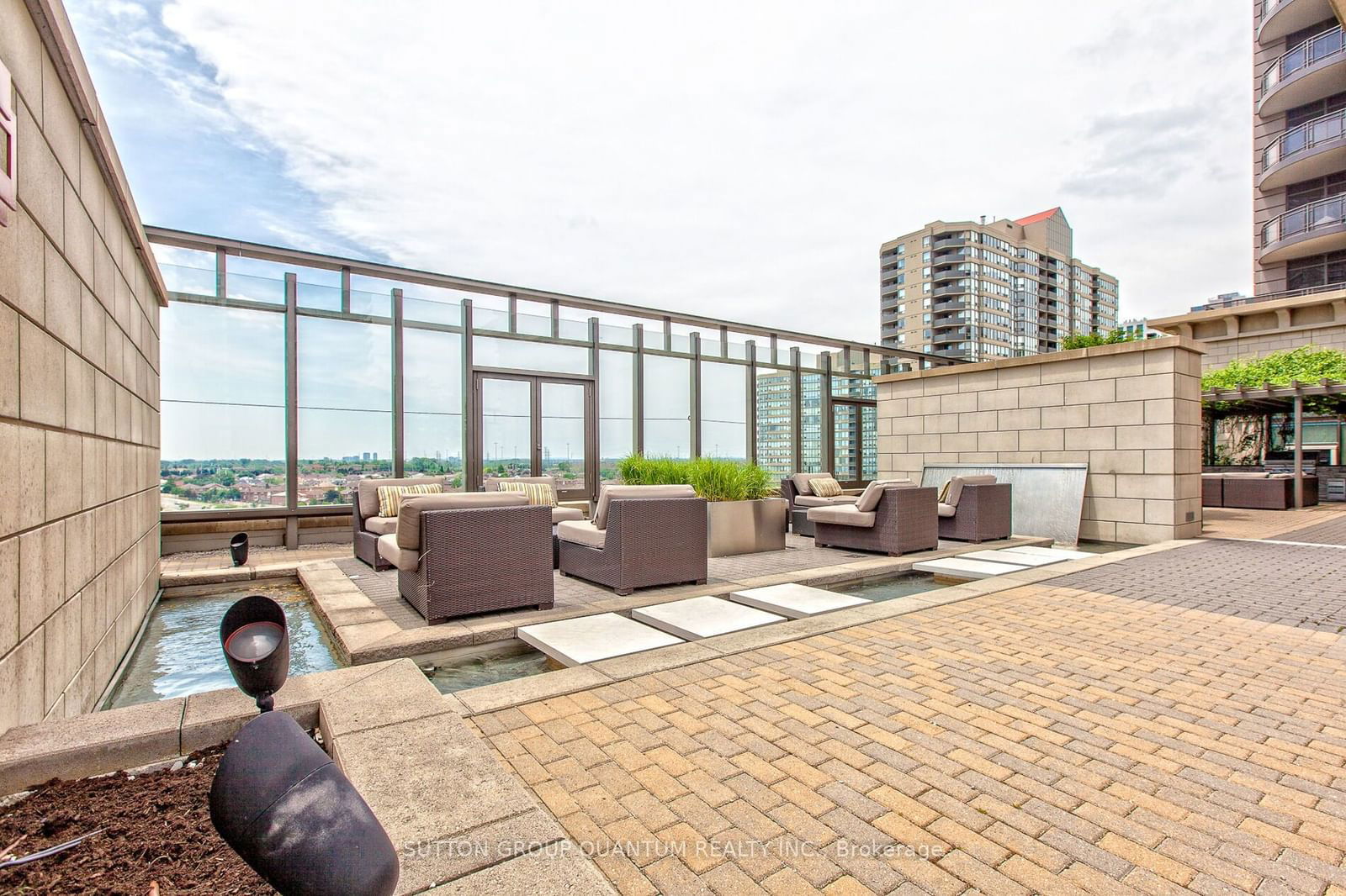 385 Prince Of Wales Dr, unit 1911 for sale