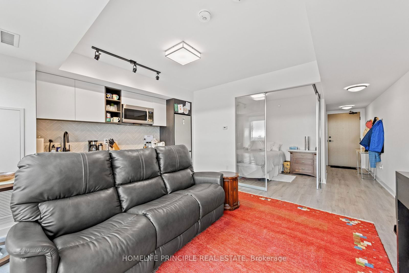 36 Zorra St, unit 530 for rent