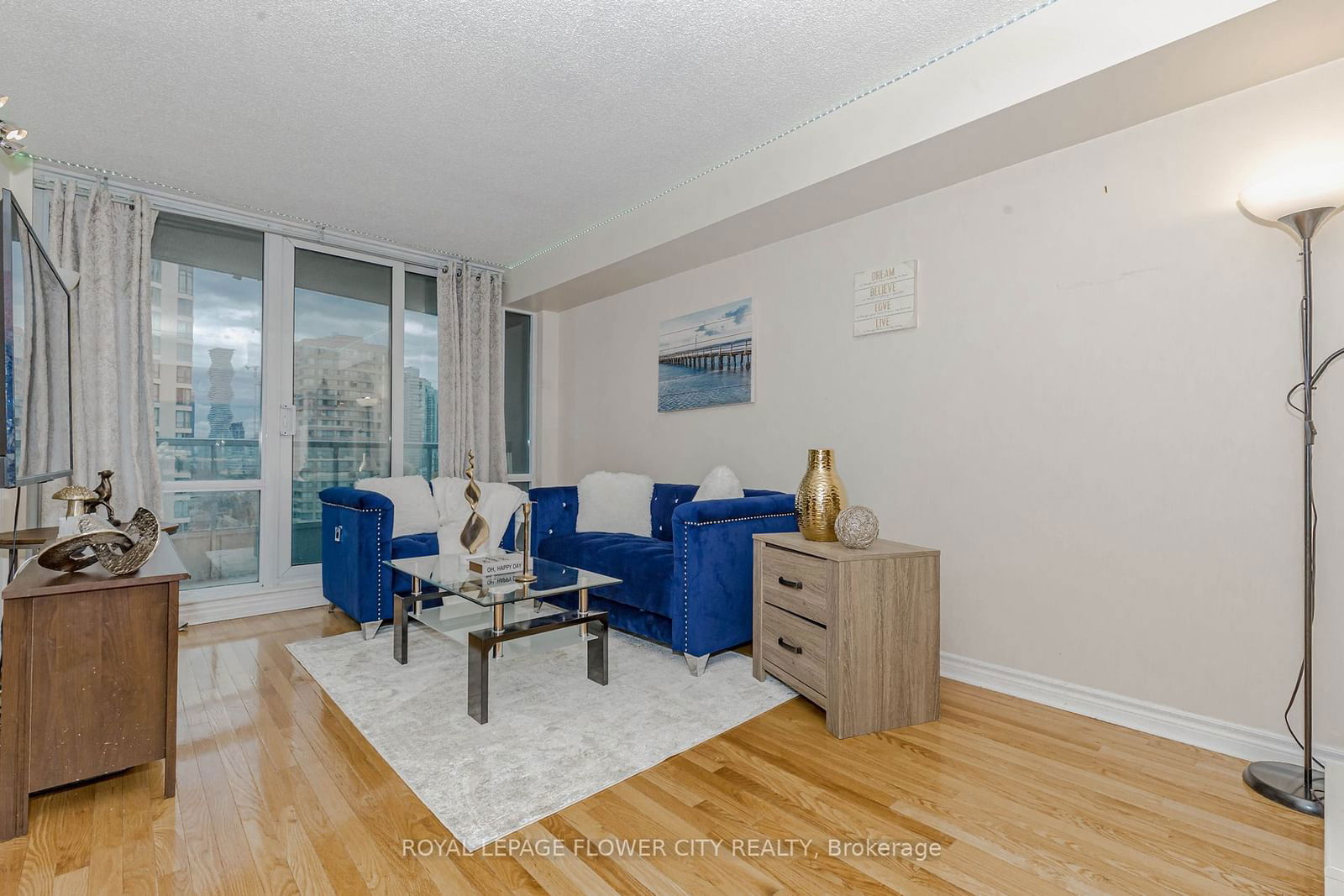 1 Elm Dr, unit 1607 for sale