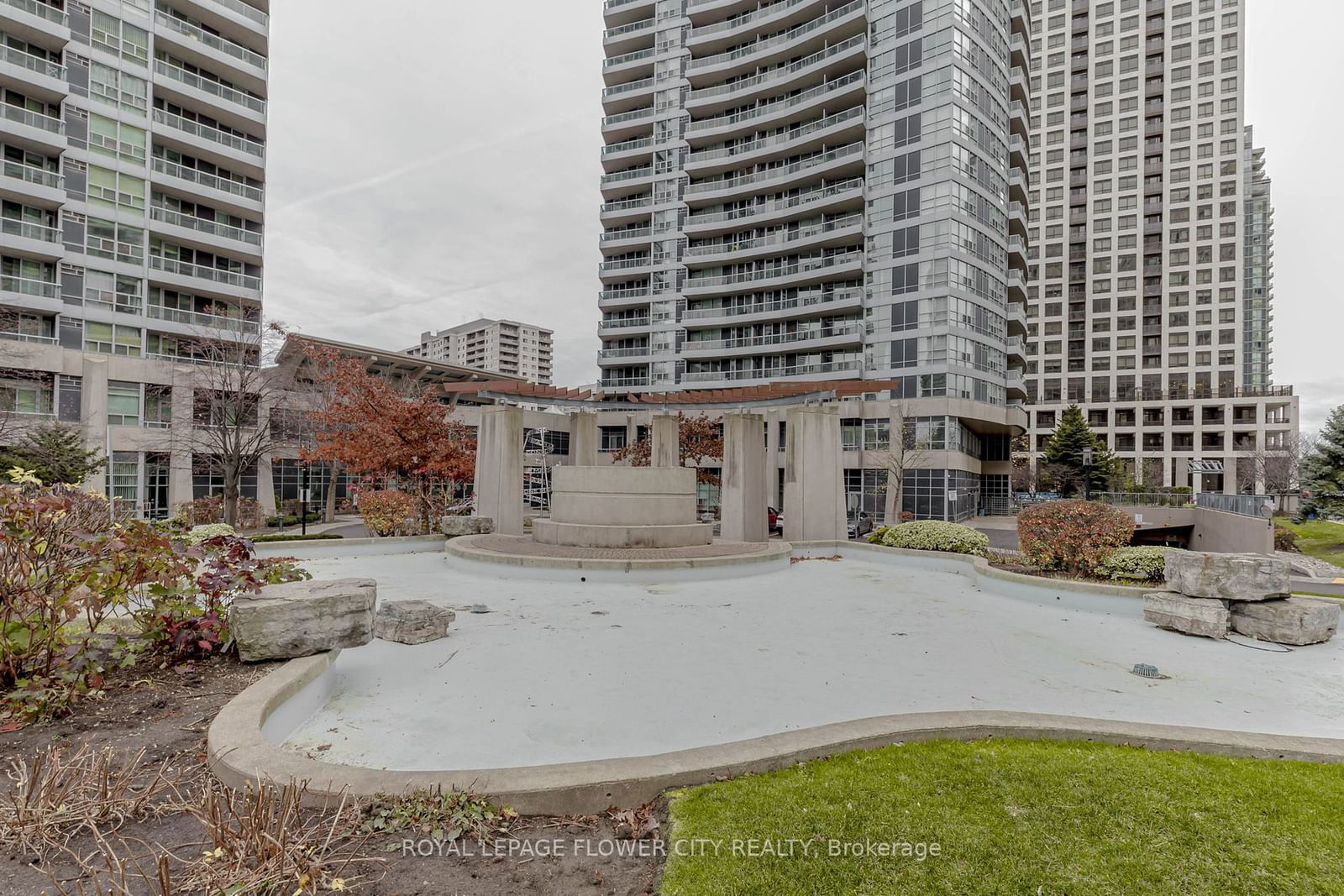 1 Elm Dr, unit 1607 for sale