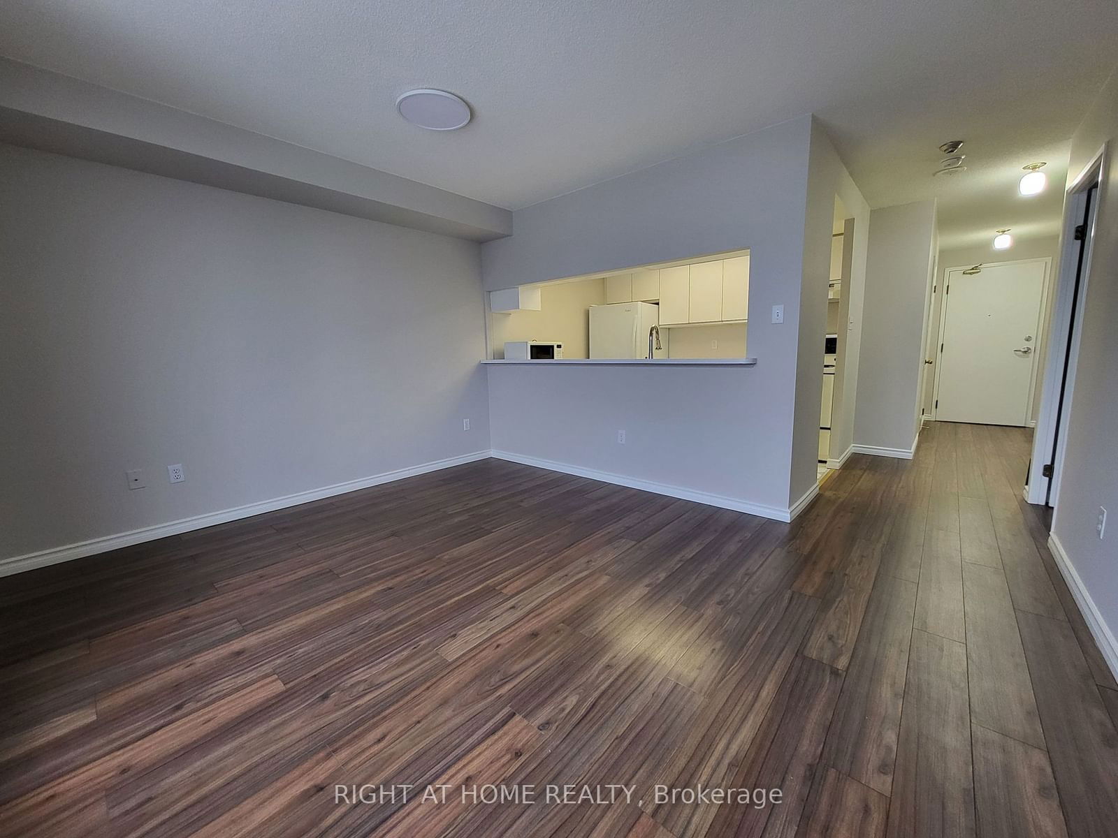 101 Subway Cres, unit 1607 for rent