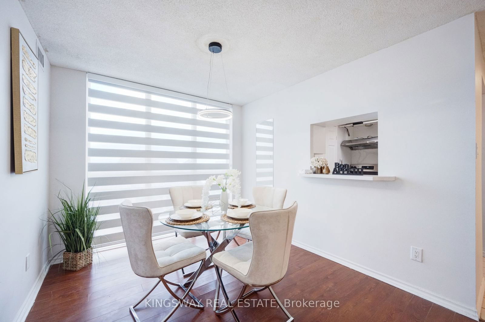 285 Enfield Pl, unit 2309 for sale