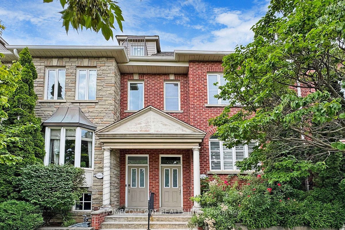 Oxford Court Townhouses, Etobicoke, Toronto