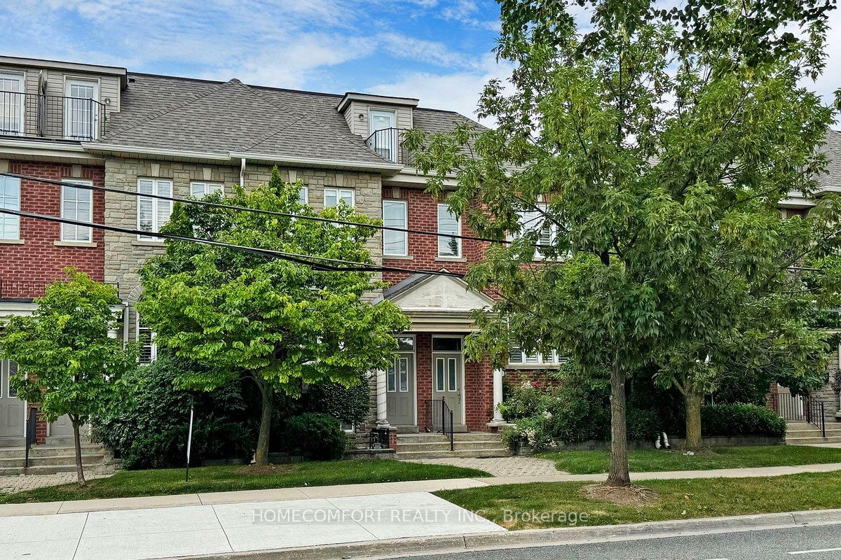 Oxford Court Townhouses, Etobicoke, Toronto