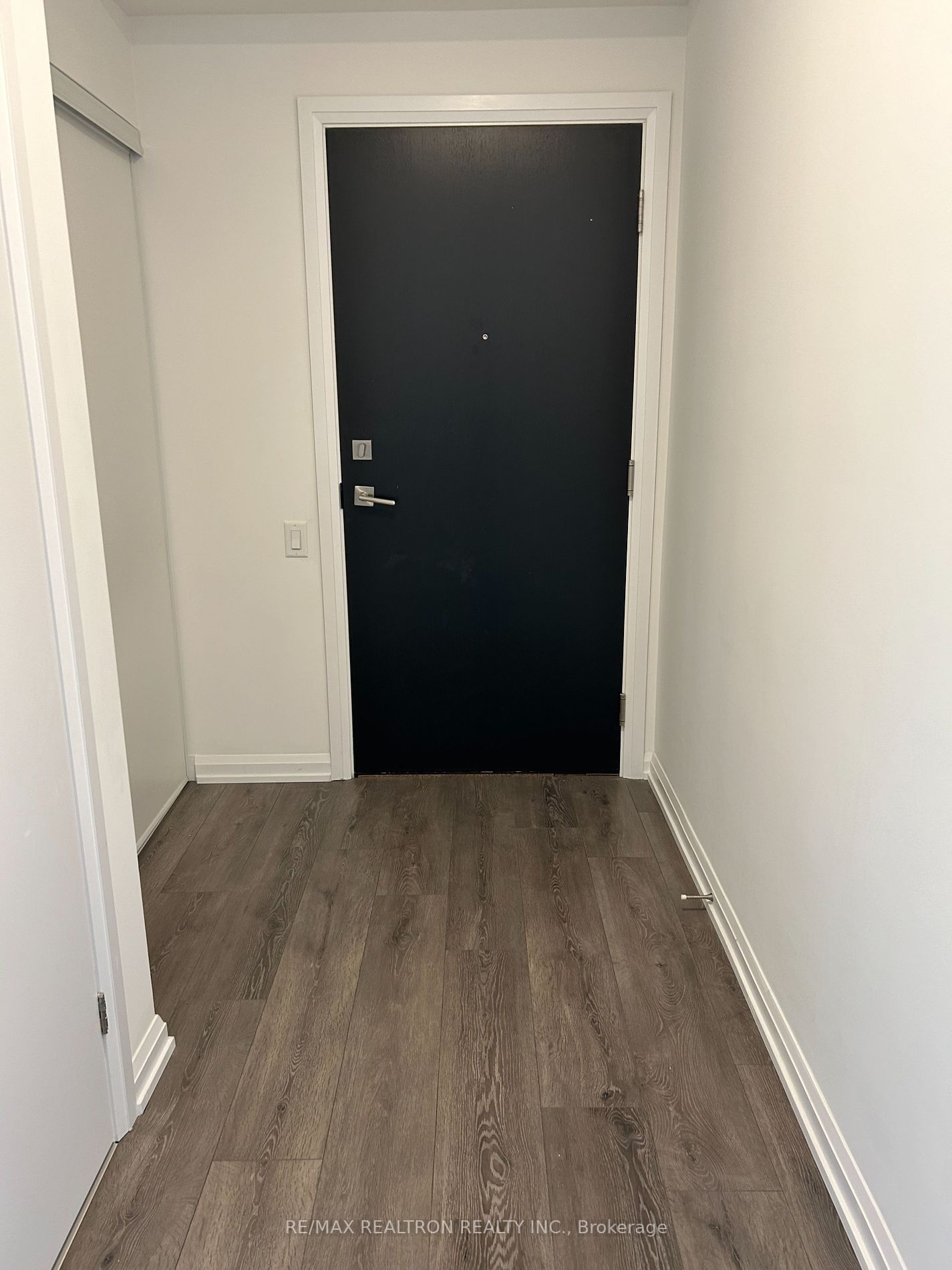 4208 Dundas St W, unit 306 for rent