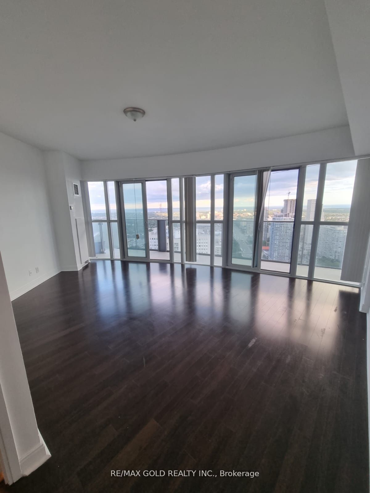 60 Absolute Ave, unit 3602 for rent