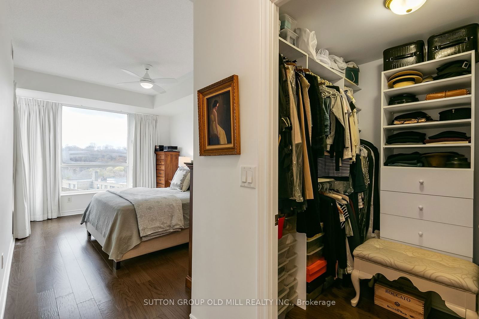 2662 Bloor St W, unit 713 for sale