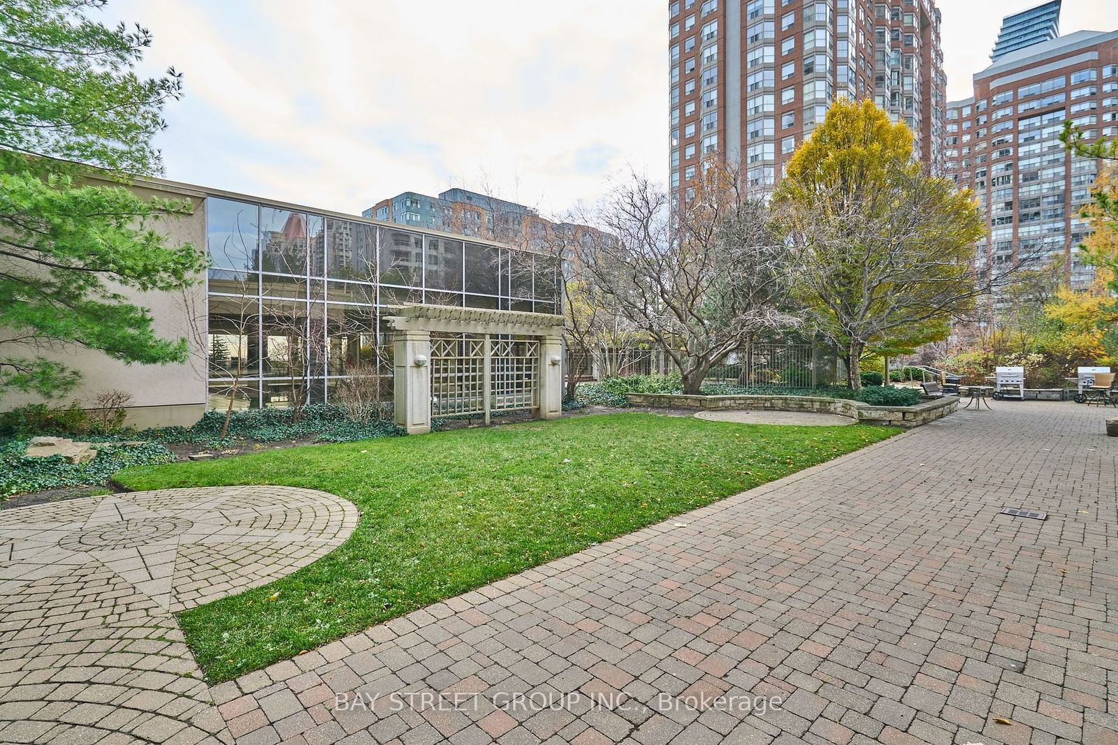 3880 Duke Of York Blvd, unit 1114 for sale