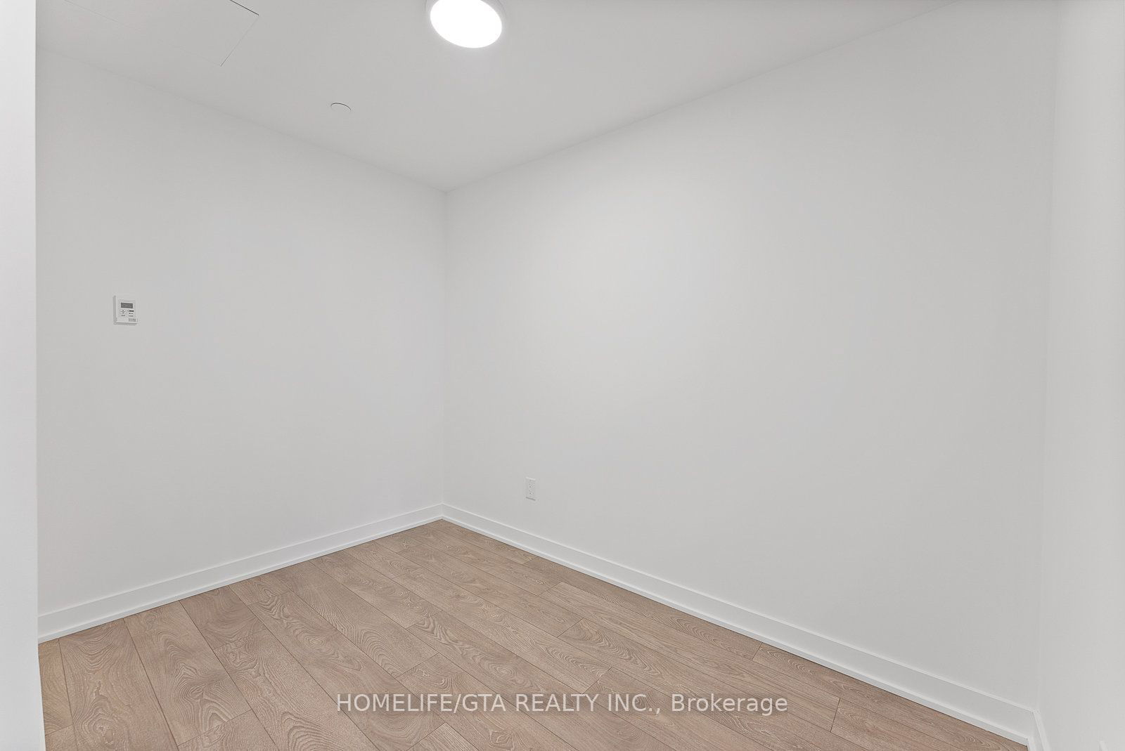 225 Malta Ave, unit 914 for rent