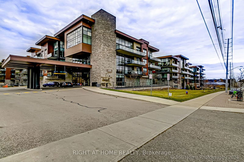 1575 Lakeshore Rd W, unit 227 for sale