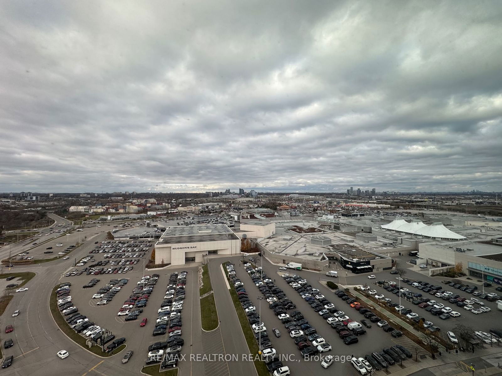 235 Sherway Gardens Rd, unit 2108 for rent