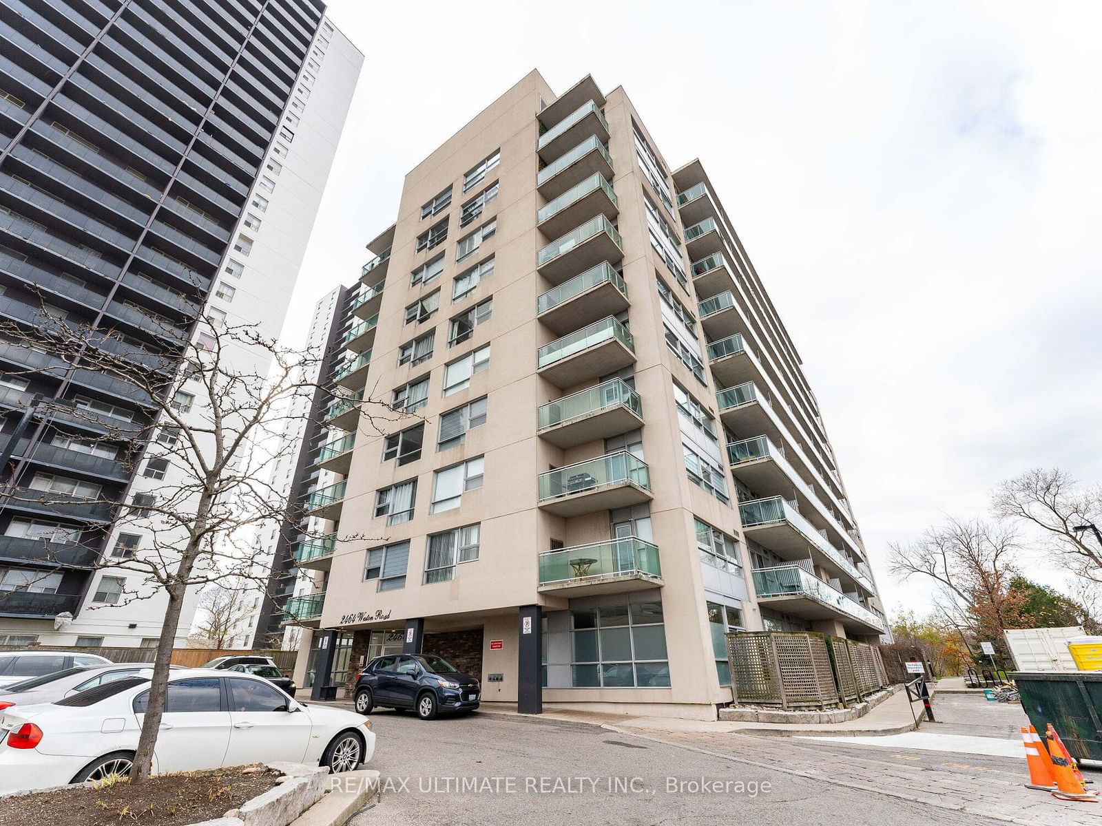 2464 Weston Rd, unit 808 for rent