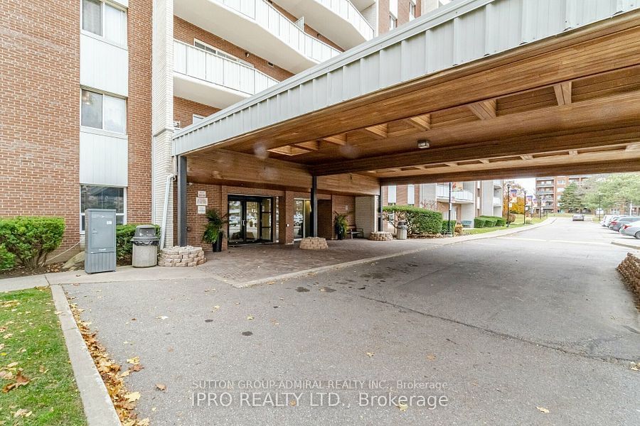 1660 Bloor St, unit 312 for sale