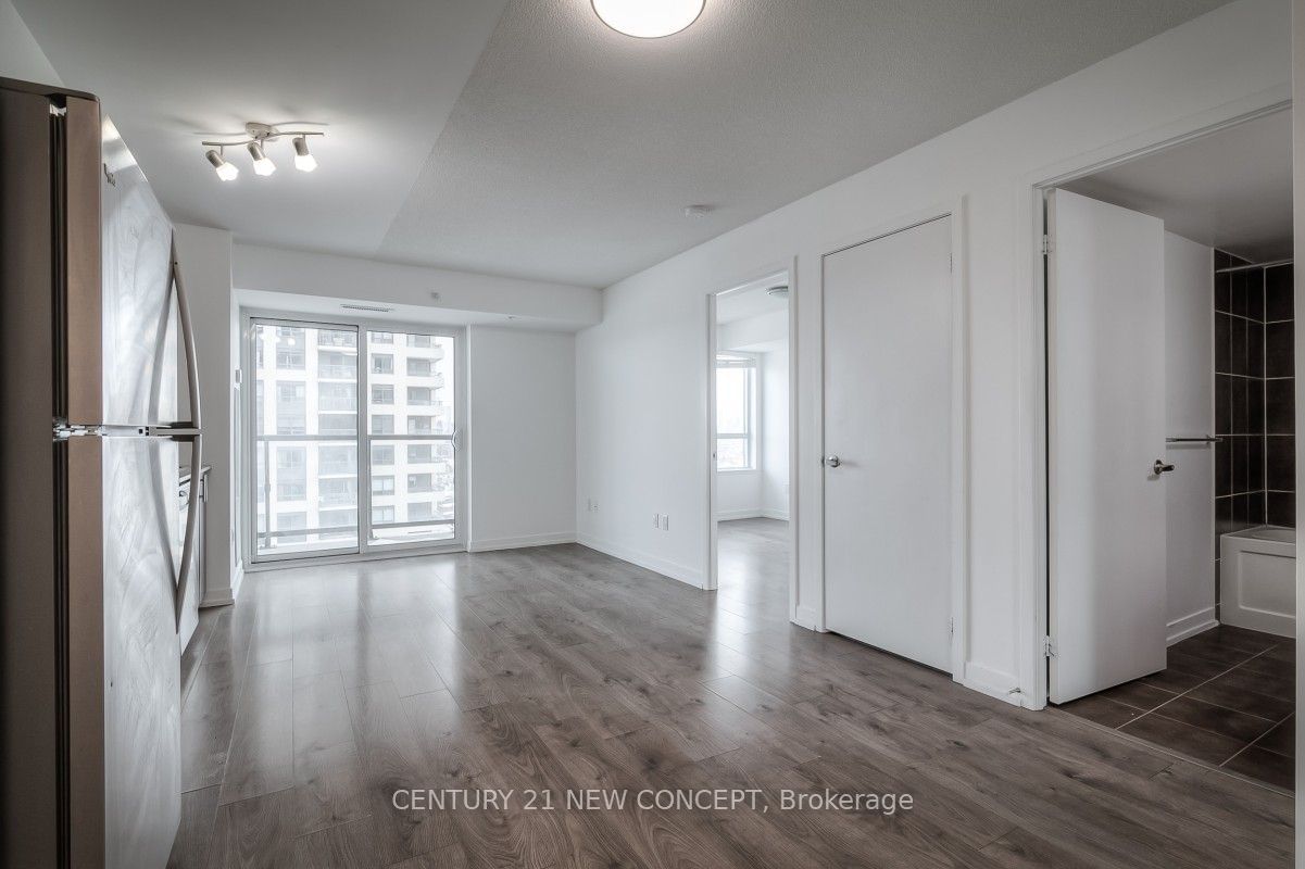 1420 Dupont St, unit 1612 for rent