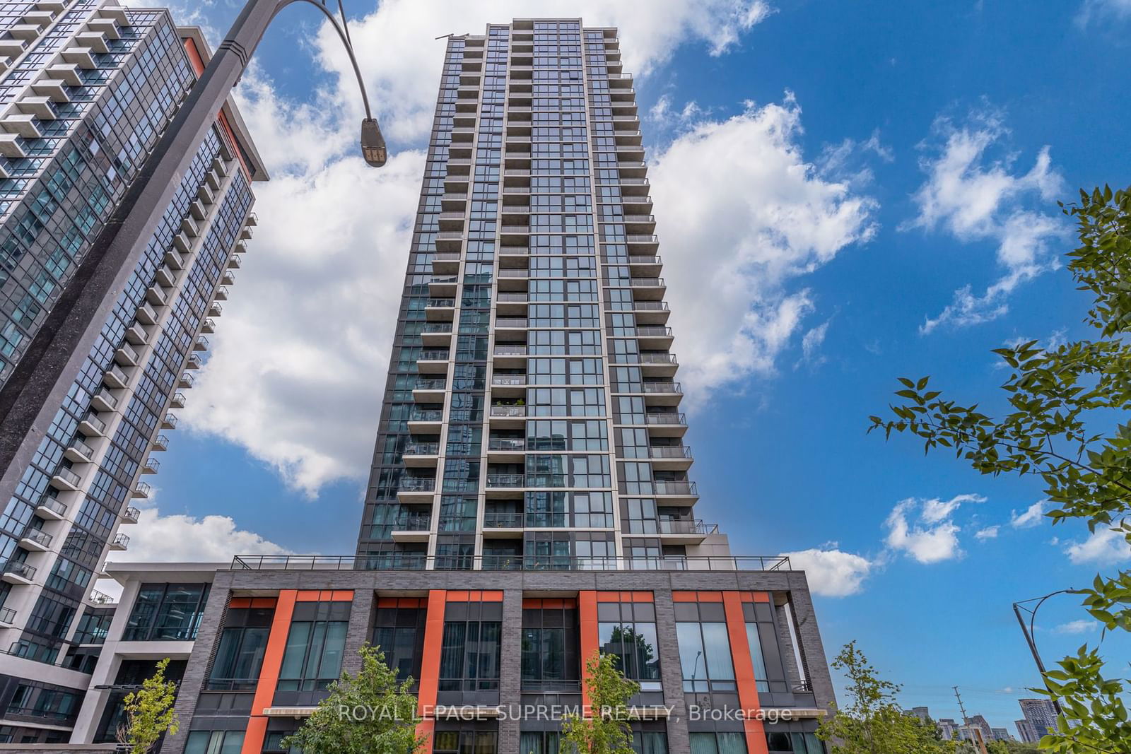 75 Eglinton Ave W, unit 1710 for rent