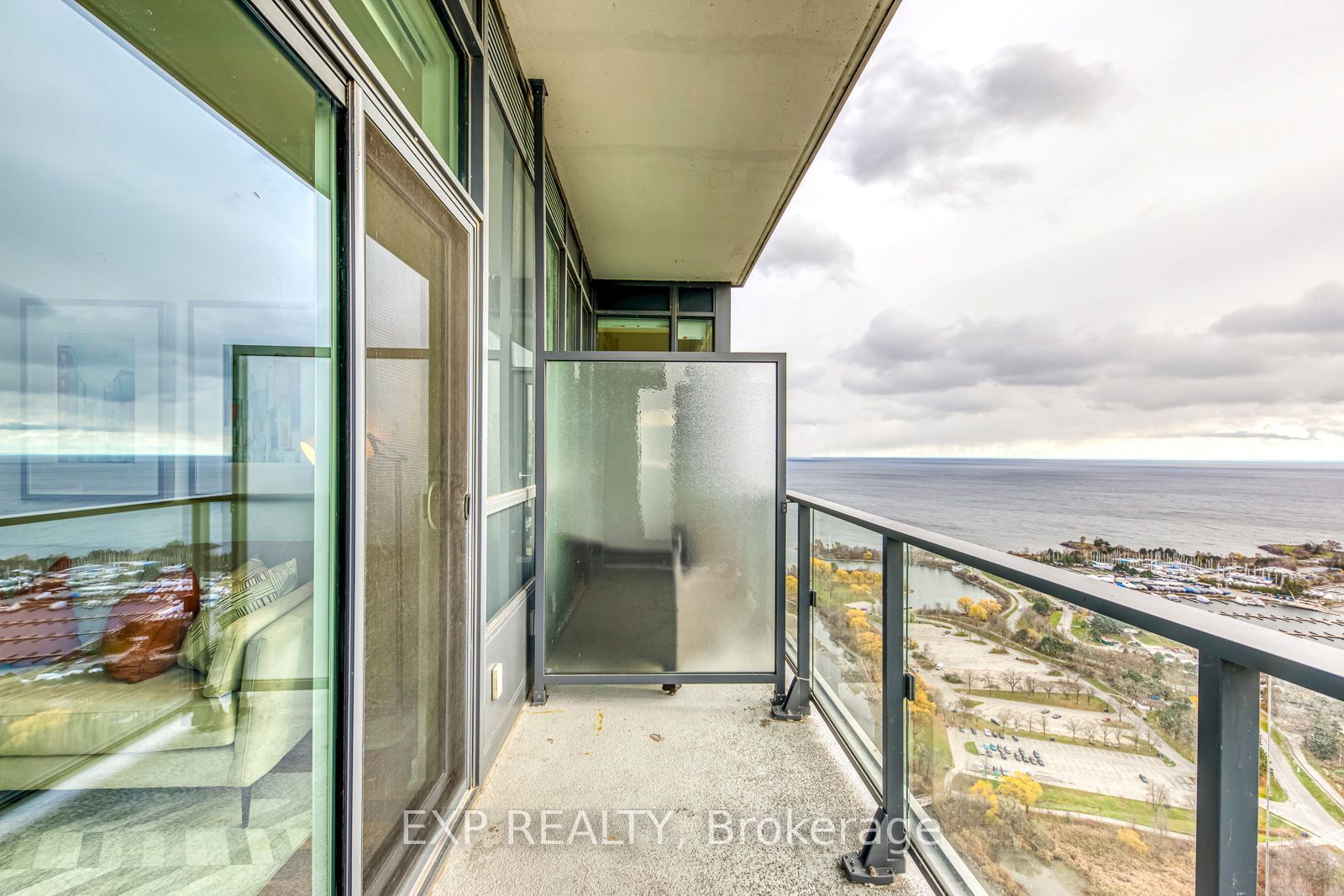 2200 Lake Shore Blvd W, unit UPH03 for sale