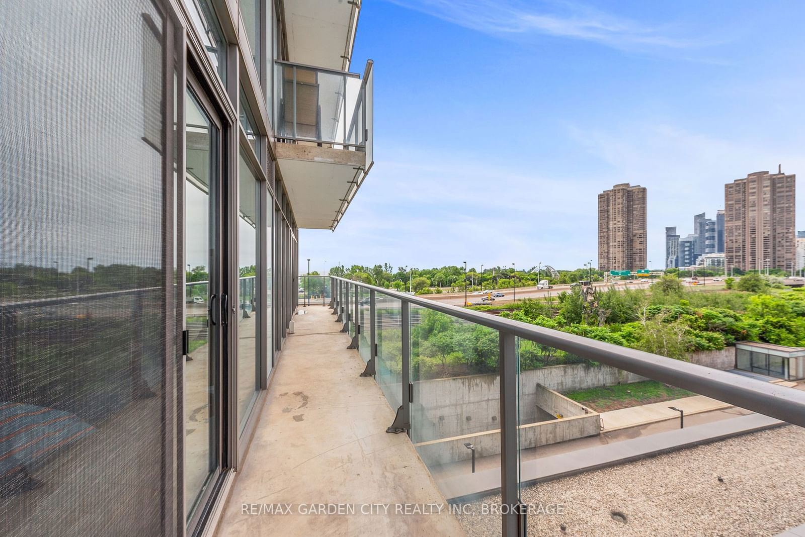 103 The Queensway, unit 405 for sale