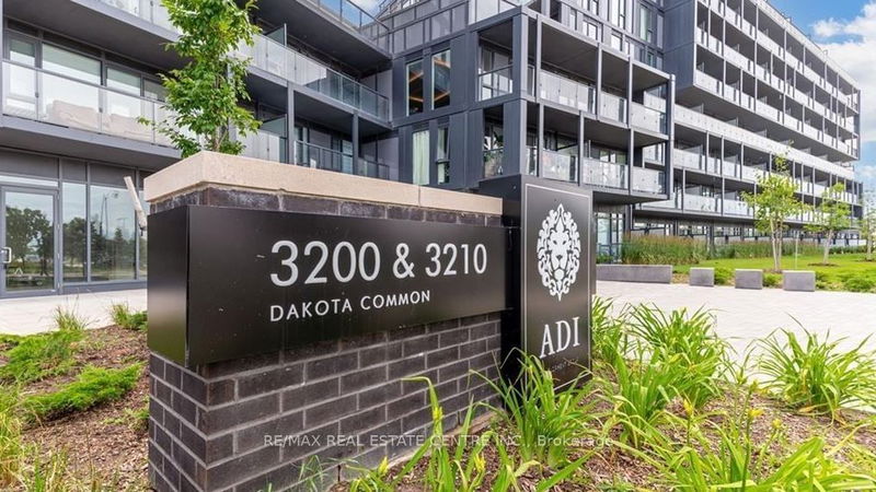 3200 Dakota Common, unit 213 for rent