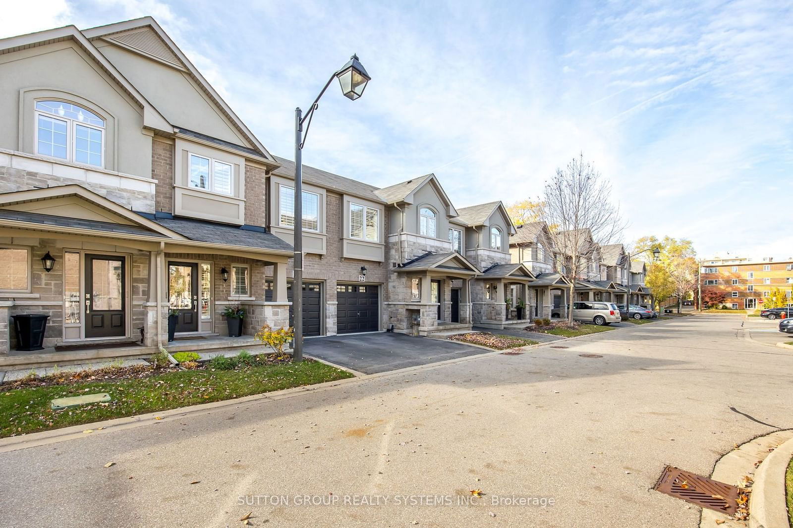 2086 Ghent Avenue Townhomes, Burlington, Toronto