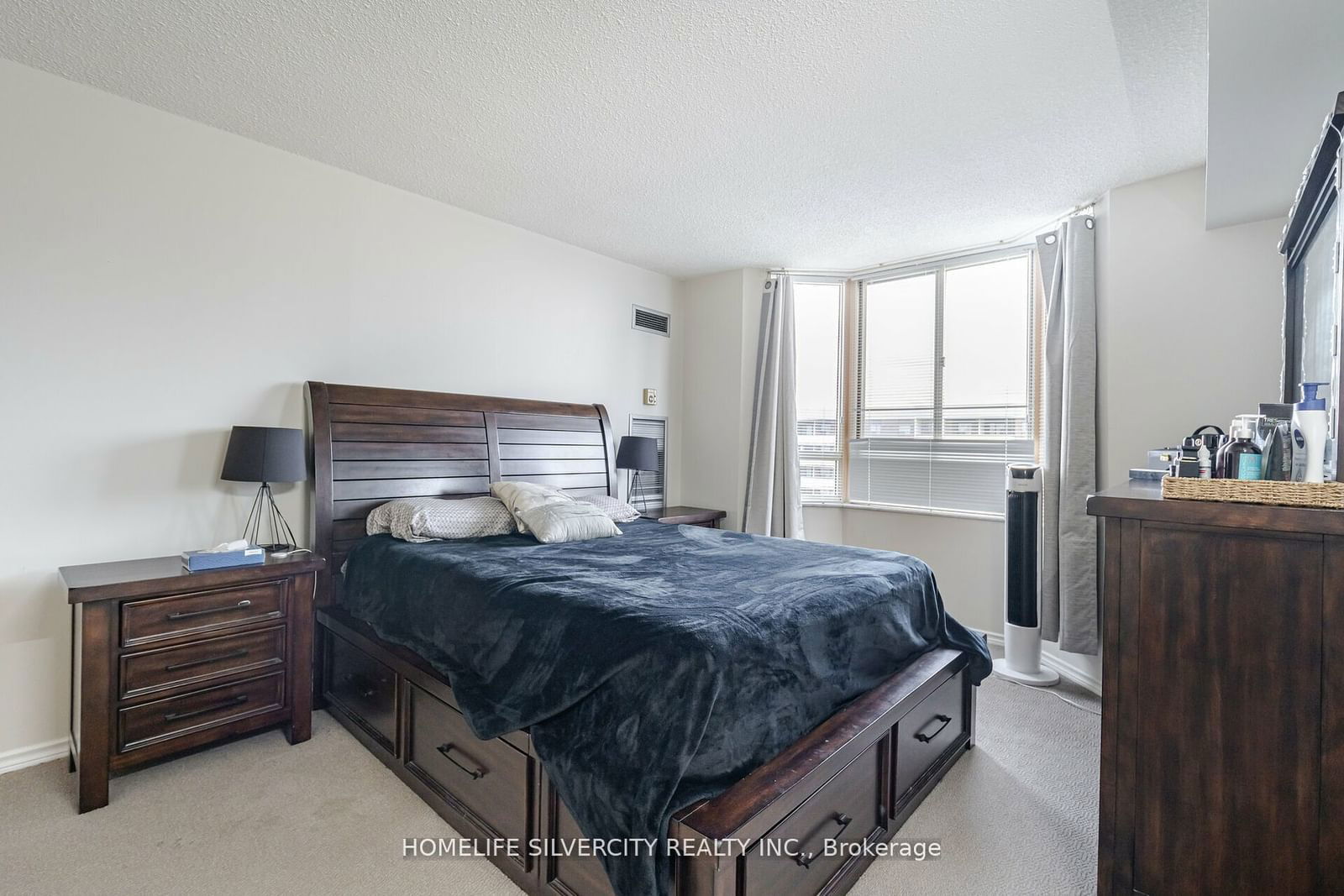 5 Lisa St, unit 1512 for sale