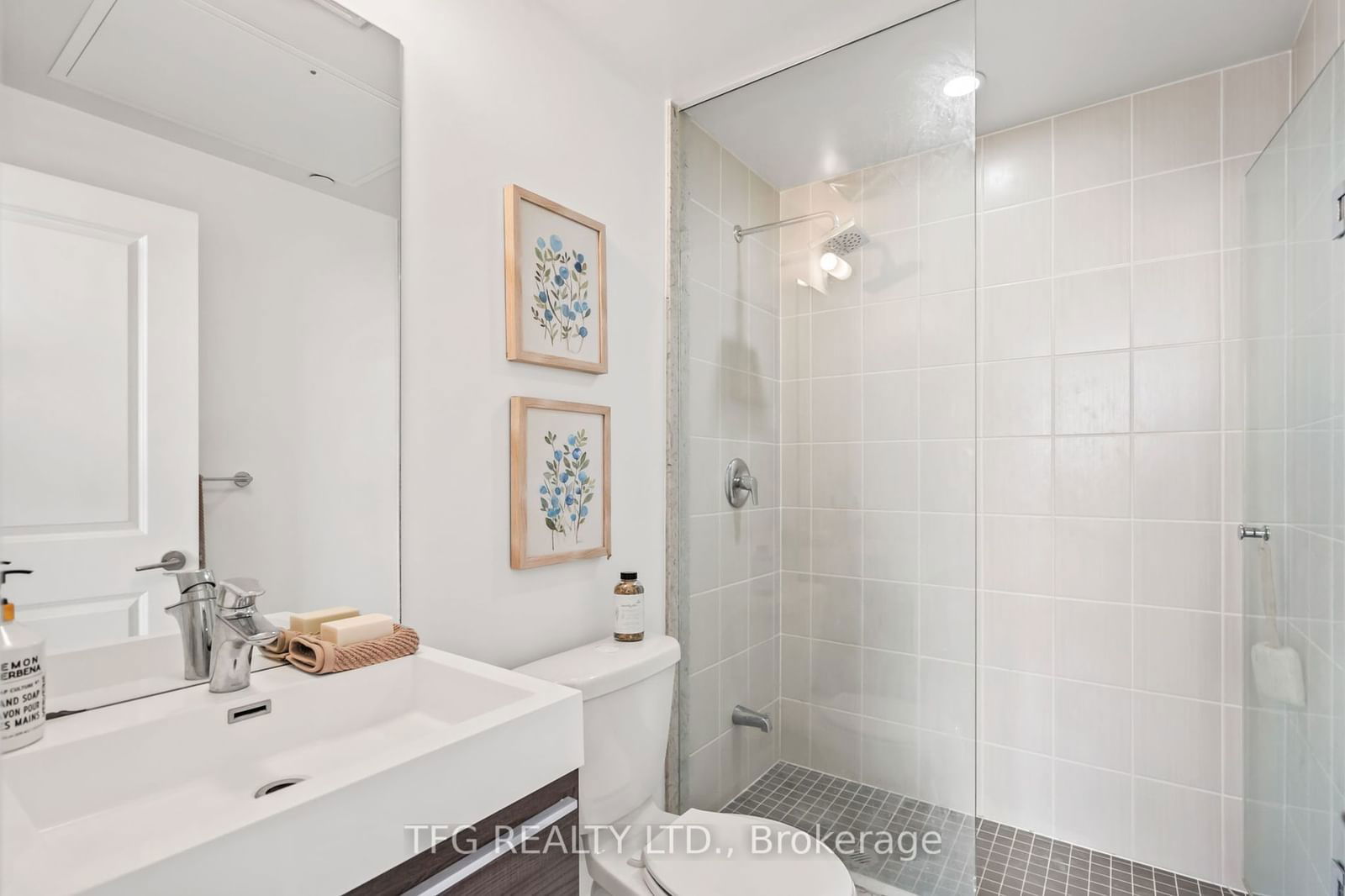 17 Zorra St, unit 2108 for sale