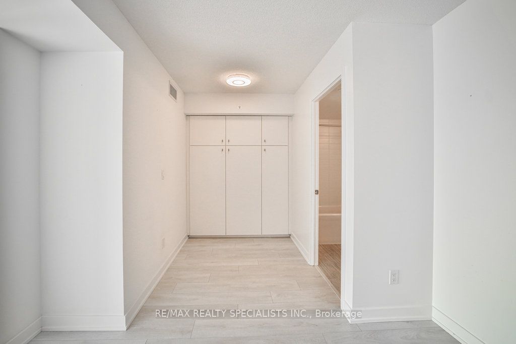 1117 COOKE Blvd, unit A402 for rent