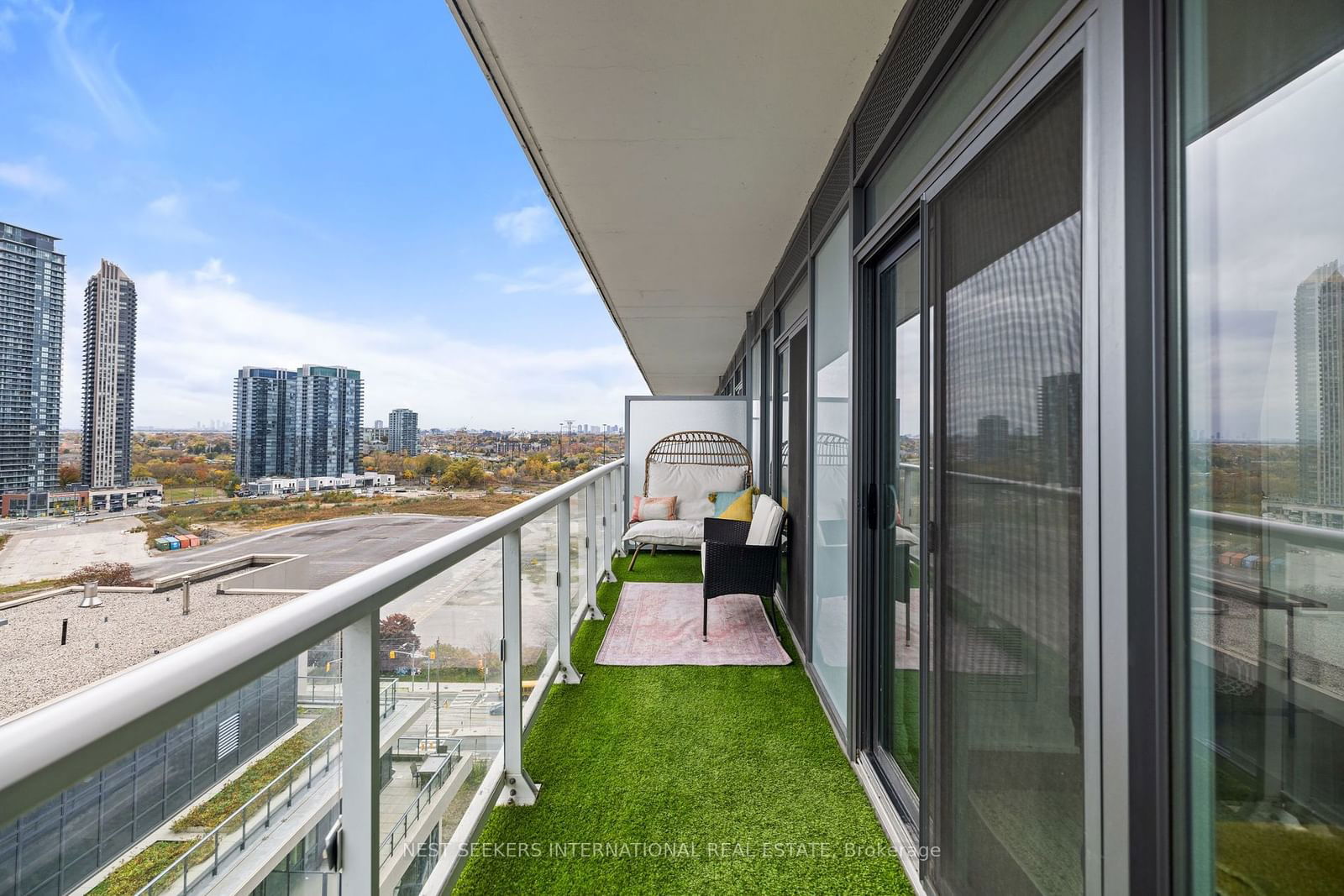 56 Annie Craig Dr, unit 1505 for rent