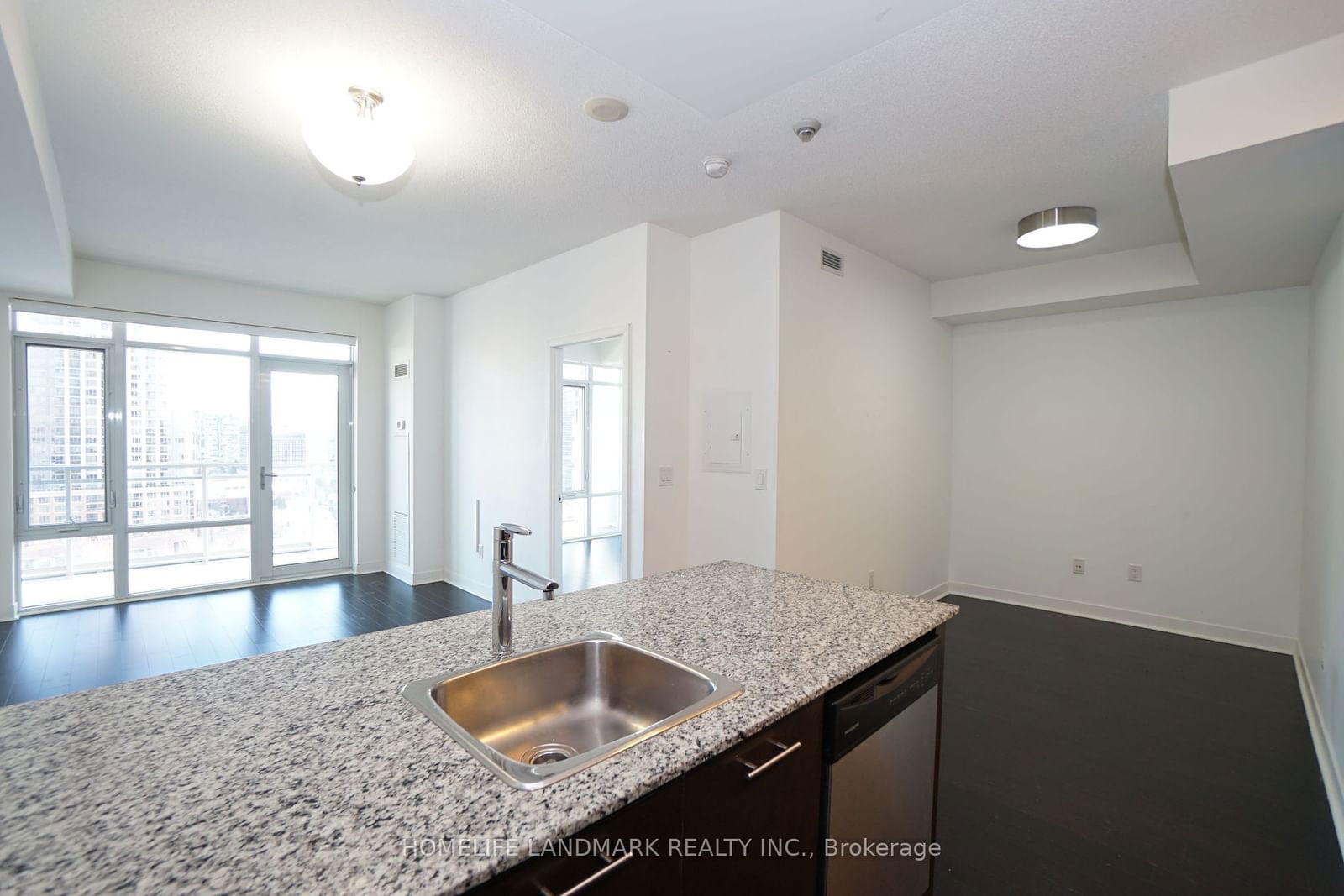 365 Prince Of Wales Dr, unit 1204 for rent