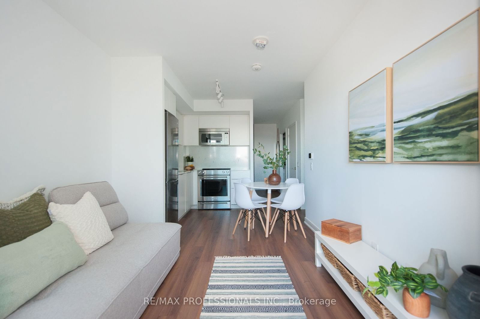 30 Samuel Wood Way, unit 1301 for sale