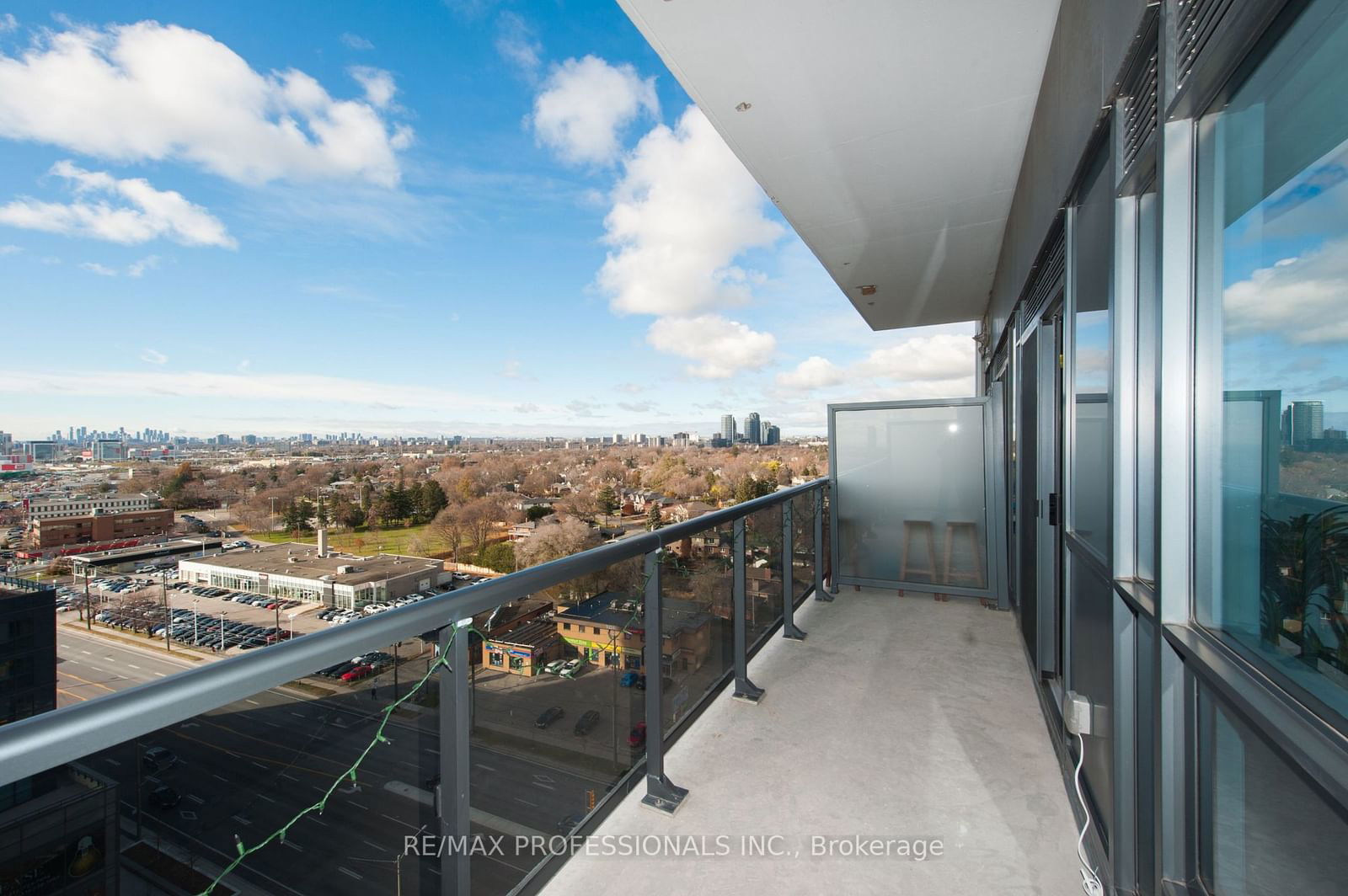 30 Samuel Wood Way, unit 1301 for sale