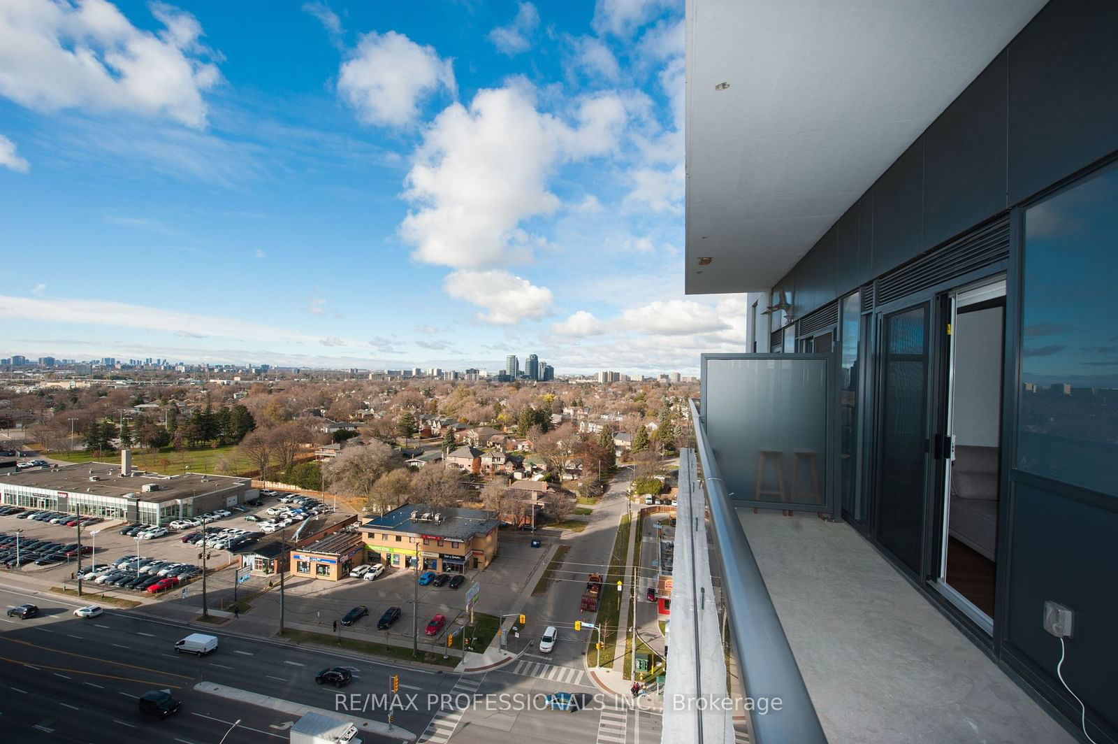 30 Samuel Wood Way, unit 1301 for sale