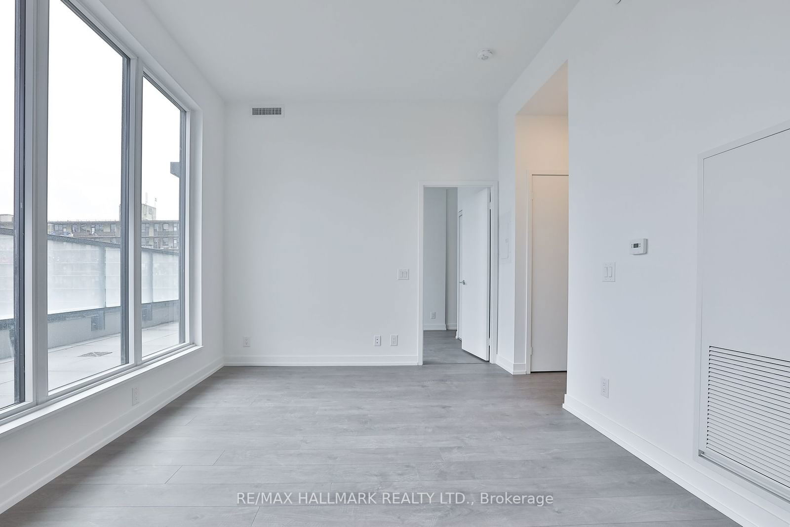 270 Dufferin St, unit 504 for rent