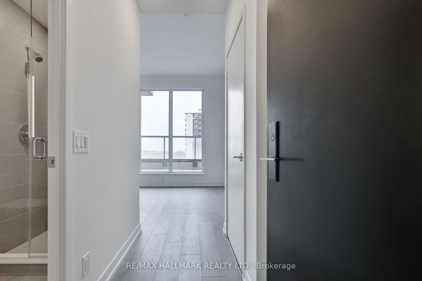 270 Dufferin St, unit 504 for rent