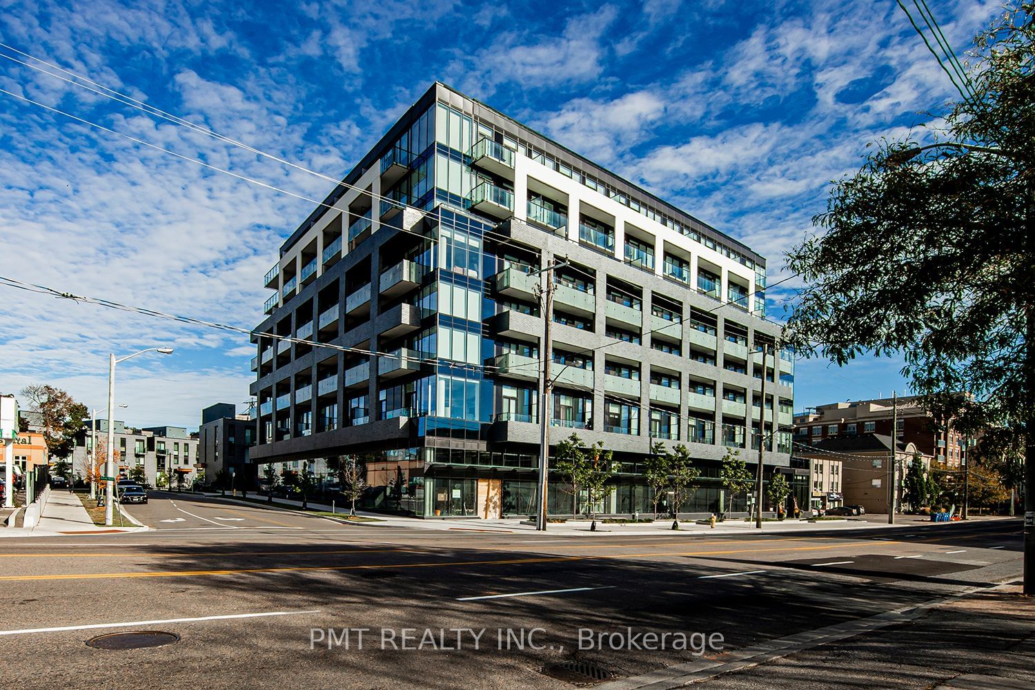 4208 Dundas St W, unit 422 for rent