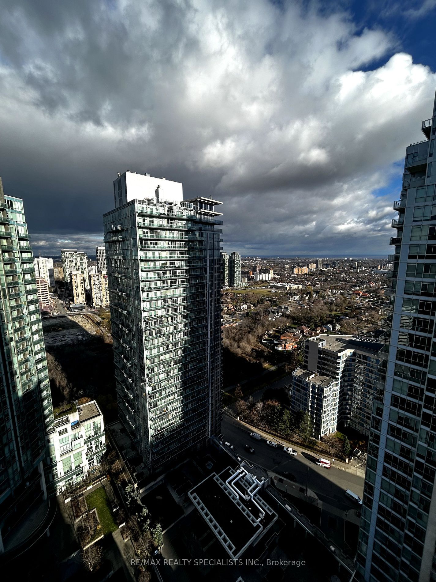 3939 Duke Of York Blvd, unit 3107 for sale